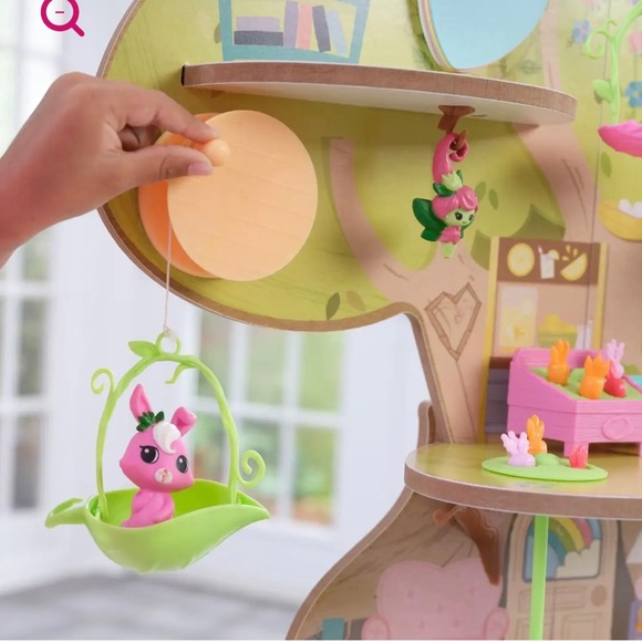 KidKraft Lil Green World Wooden Market Treehouse Play Set with 26 Accessories - Picture 10 of 10